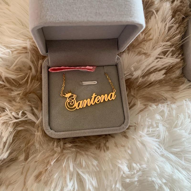 Krooniga nimega kaelakee - SinuNimega.ee